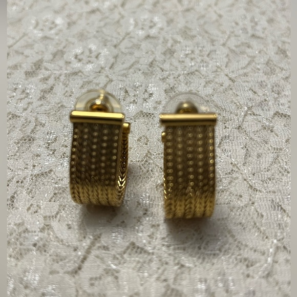 Napier Jewelry - Napier/vintage gold braided earrings